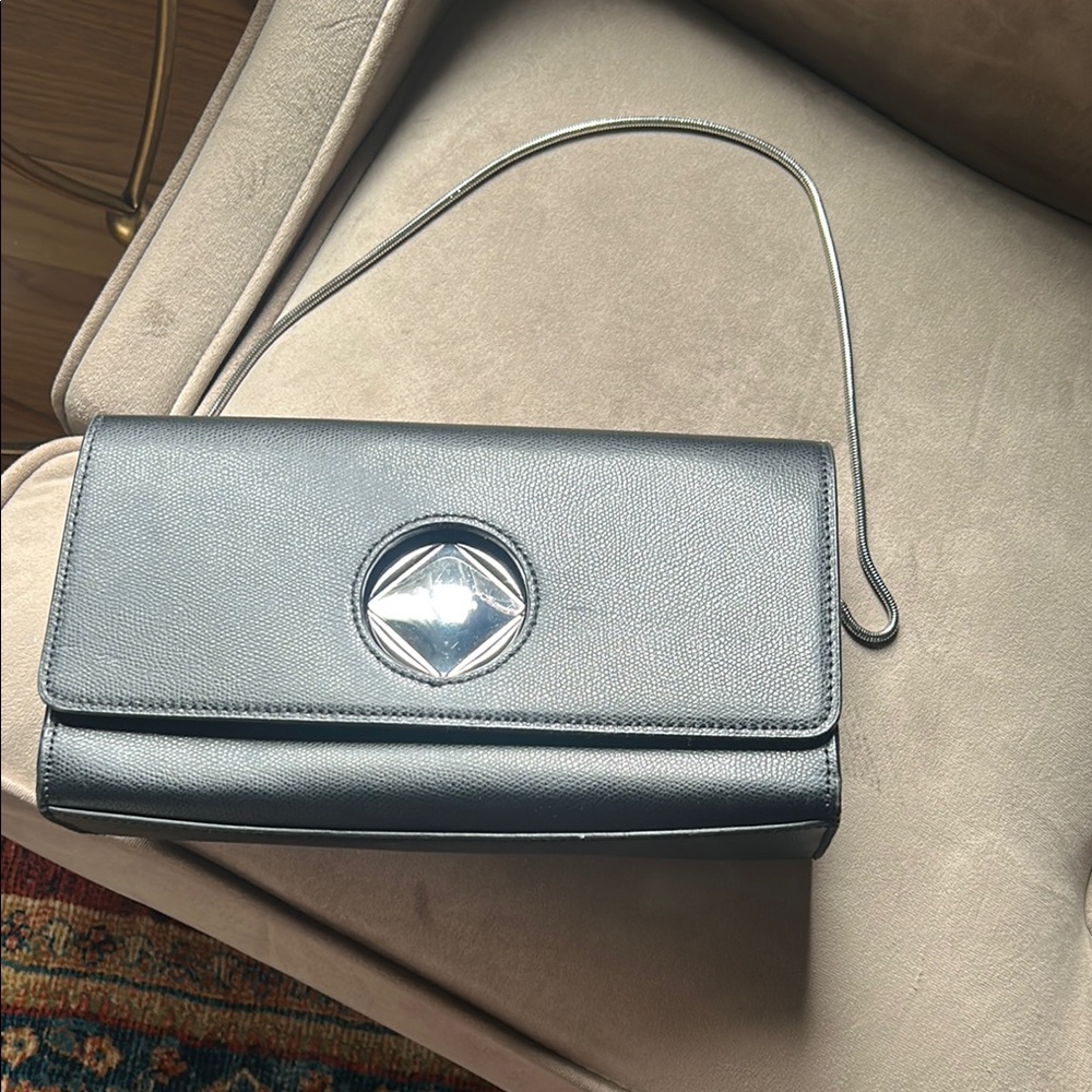 Elegant Black Leather Shoulder Bag